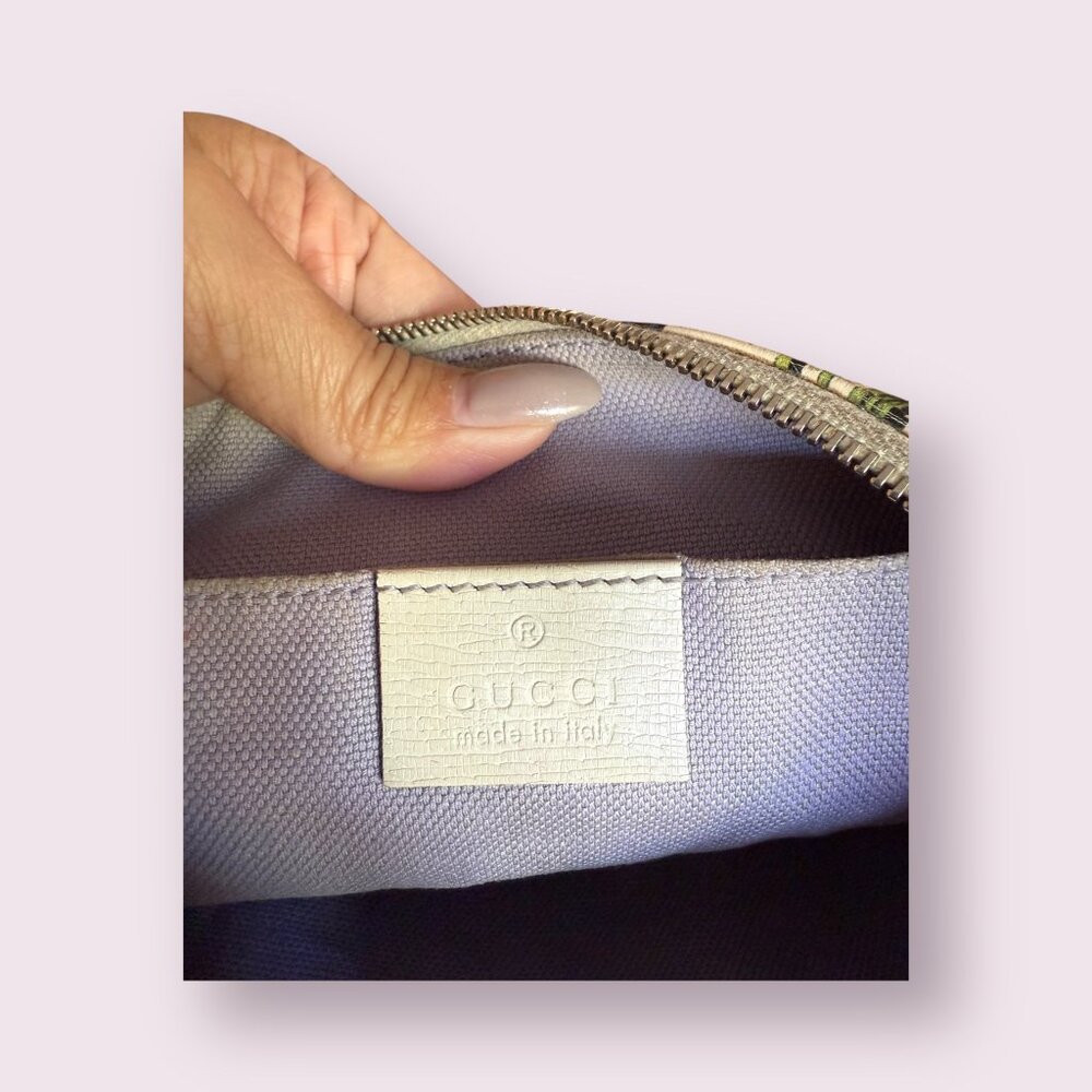 Gucci Flora Knight Zip Pouch | Bamboo Accent - Picture 8 of 10